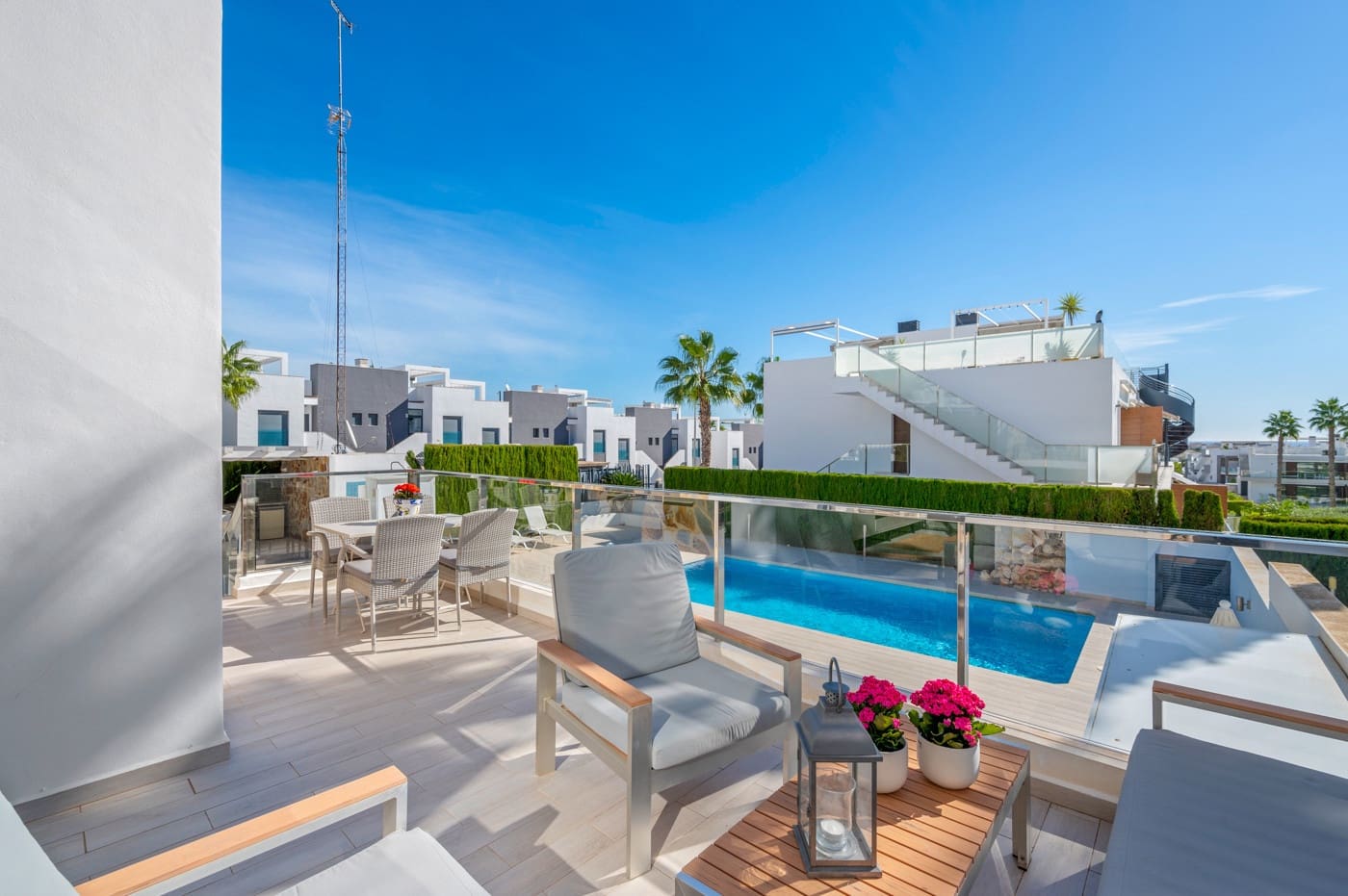 3 soveværelse Bungalow til salg i Torrevieja - € 569.000 (Ref: 9499314)