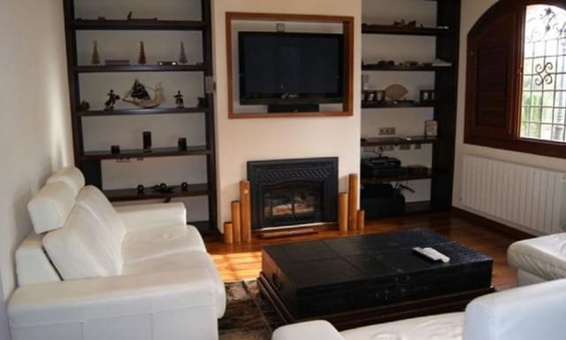 6 chambre Villa/Maison à vendre à Dehesa de Campoamor, Orihuela avec piscine garage - 1 650 000 € (Ref: 9499323)