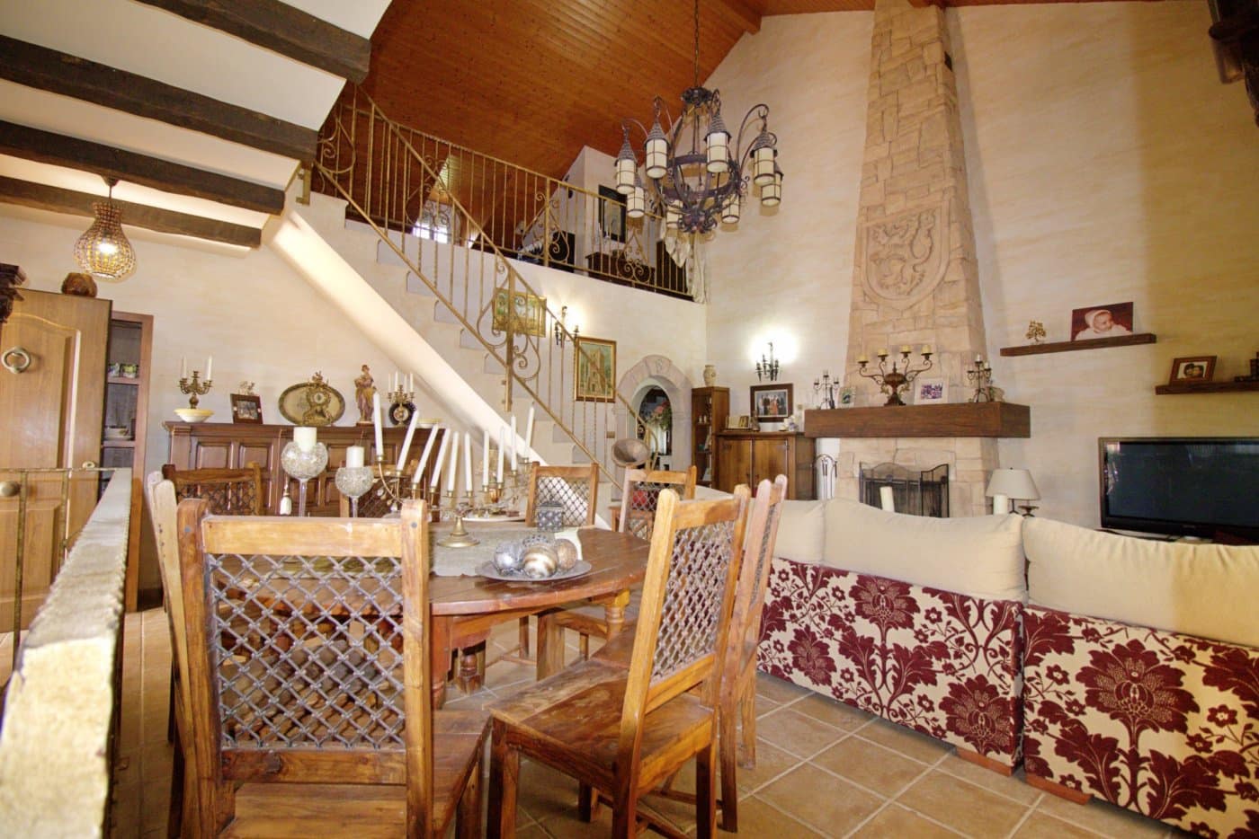 Chalet de 5 habitaciones en Elche / Elx en venta con piscina - 620.000 € (Ref: 9499340)