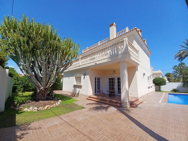 4 bedroom Villa for sale in Cabo Roig, Orihuela - € 910,000 (Ref: 9499342)