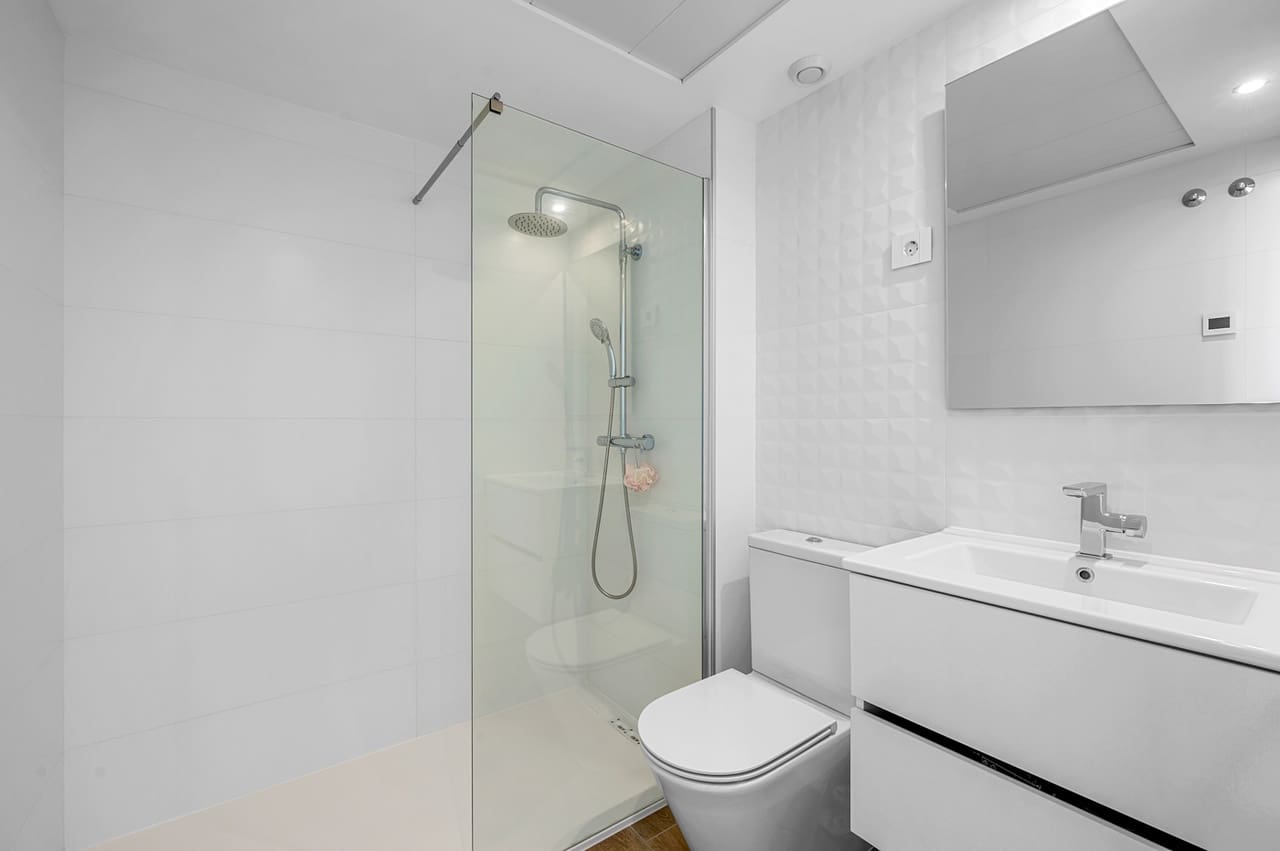 2 bedroom Apartment for sale in Punta Prima with garage - € 509,995 (Ref: 9499343)