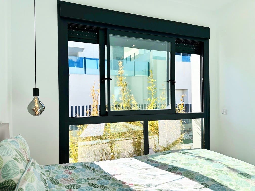 3 bedroom Villa for sale in Rojales with pool garage - € 620,000 (Ref: 9499349)