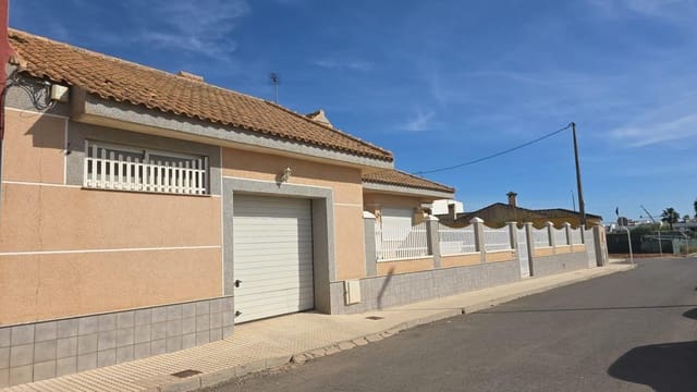 4 bedroom Villa for sale in Pilar de la Horadada ciudad, Pilar de la Horadada - € 683,000 (Ref: 9499357)