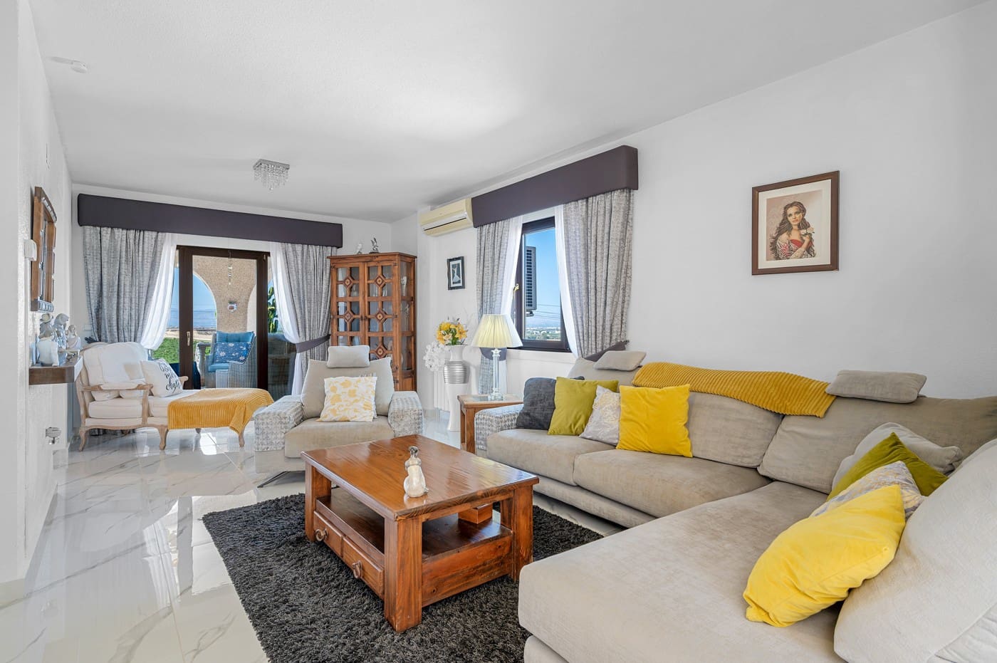 5 bedroom Villa for sale in Almoradi with pool garage - € 699,990 (Ref: 9499371)