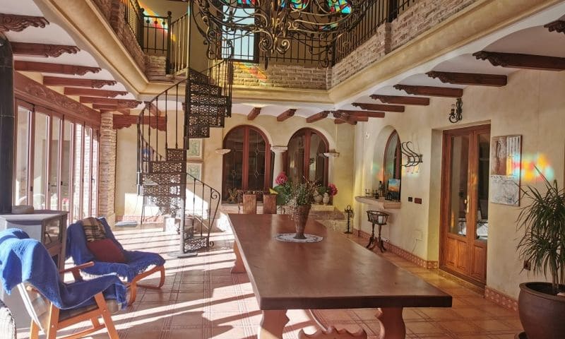 4 bedroom Villa for sale in Orihuela with pool garage - € 1,450,000 (Ref: 9499372)