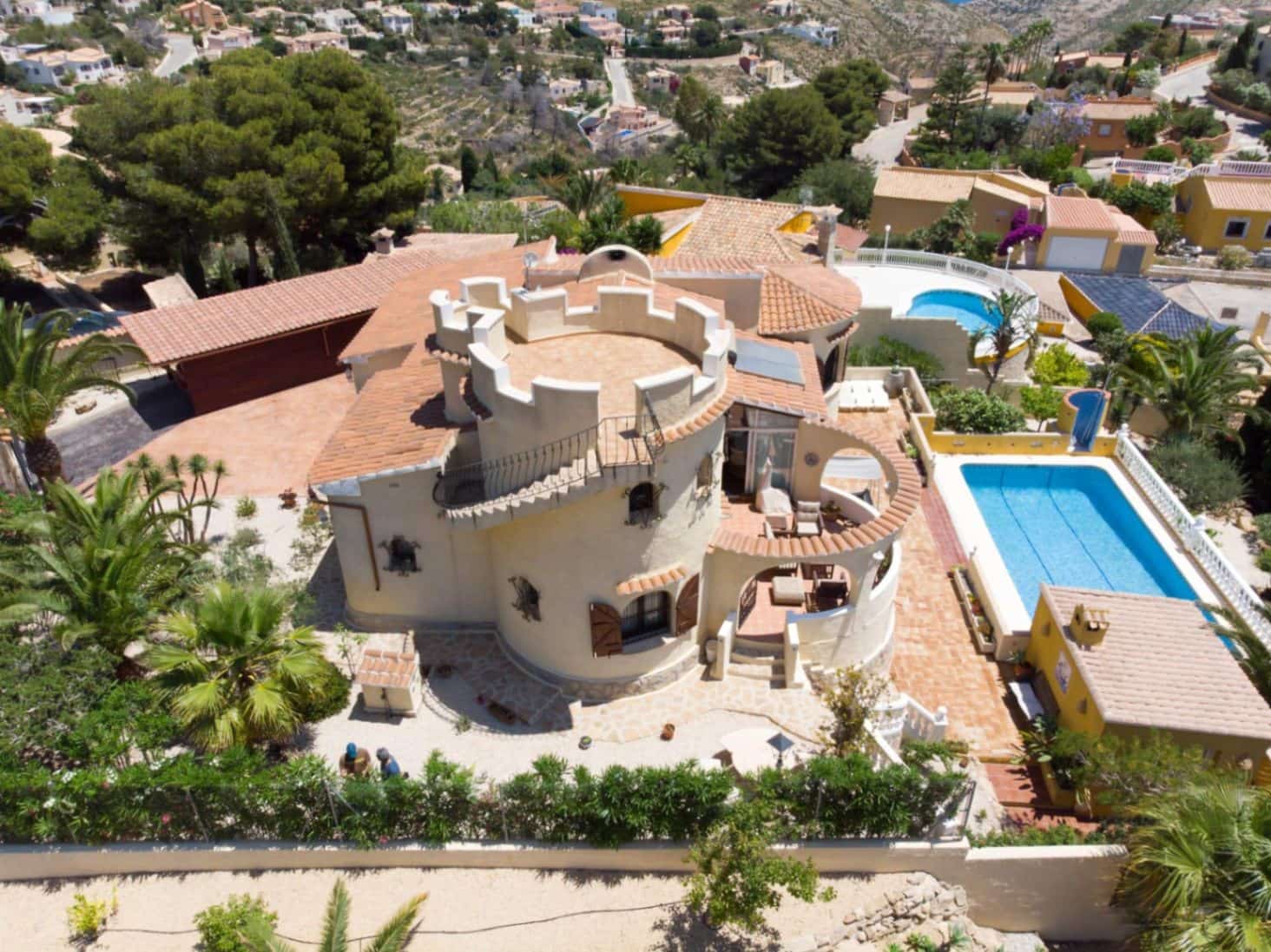 5 bedroom Villa for sale in Benitachell / Benitatxell with garage - € 585,000 (Ref: 9499386)