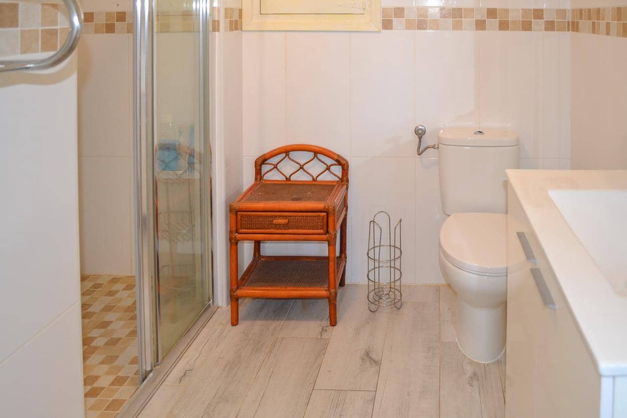 Chalet de 6 habitaciones en Pedreguer en venta con garaje - 510.000 € (Ref: 9499387)