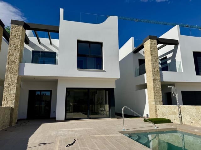 4 quarto Apartamento para venda em Pilar de la Horadada ciudad, Pilar de la Horadada com garagem - 575 000 € (Ref: 9499391)