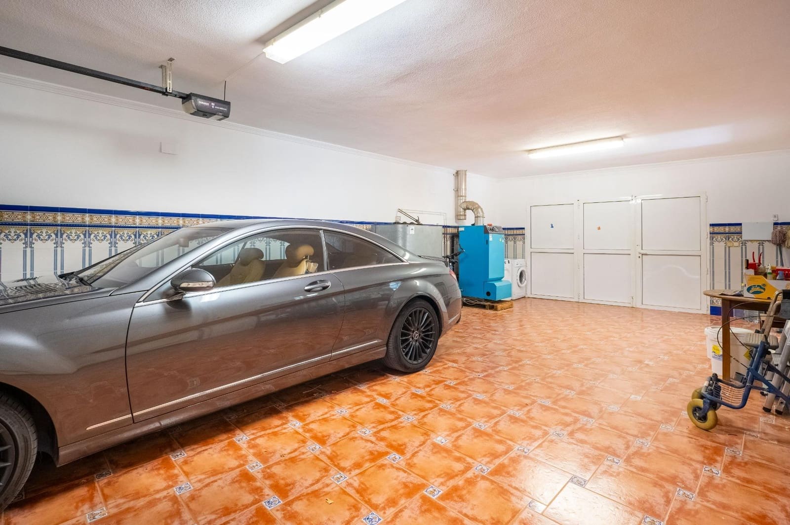 6 bedroom Villa for sale in Torrevieja with pool - € 645,000 (Ref: 9499399)