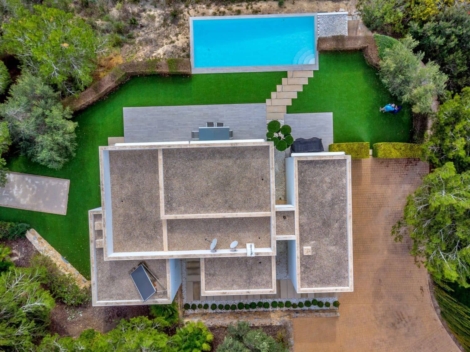 3 bedroom Villa for sale in Orihuela with pool - € 945,000 (Ref: 9499407)