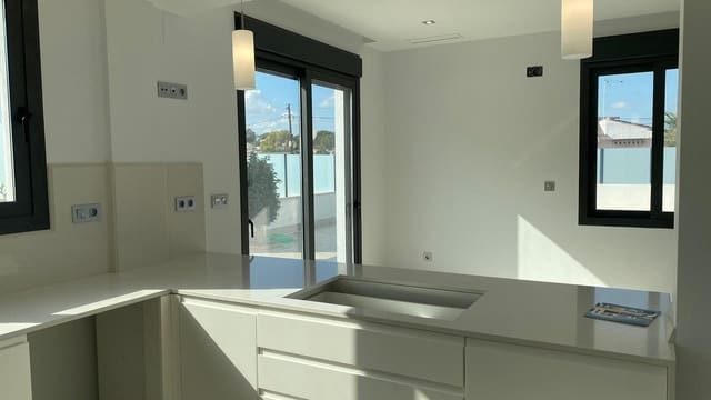 3 bedroom Villa for sale in Los Balcones - Los Altos, Torrevieja - € 650,000 (Ref: 9499414)