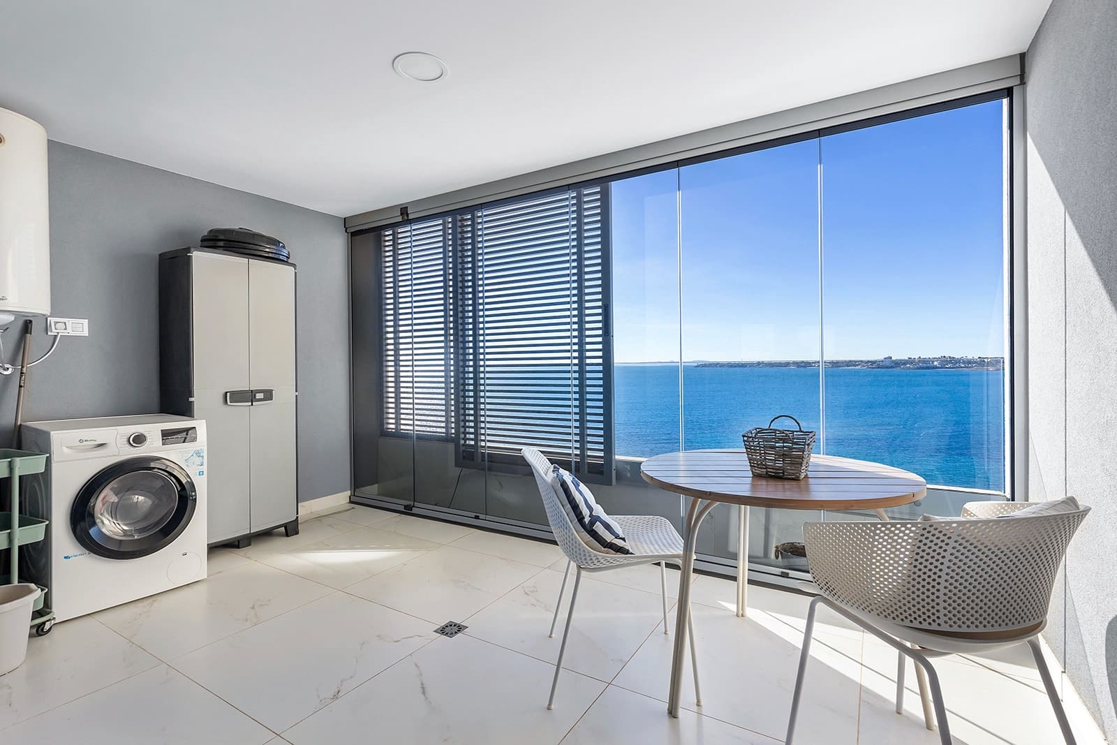 2 soveværelse Lejlighed til salg i Torrevieja - € 765.000 (Ref: 9499418)