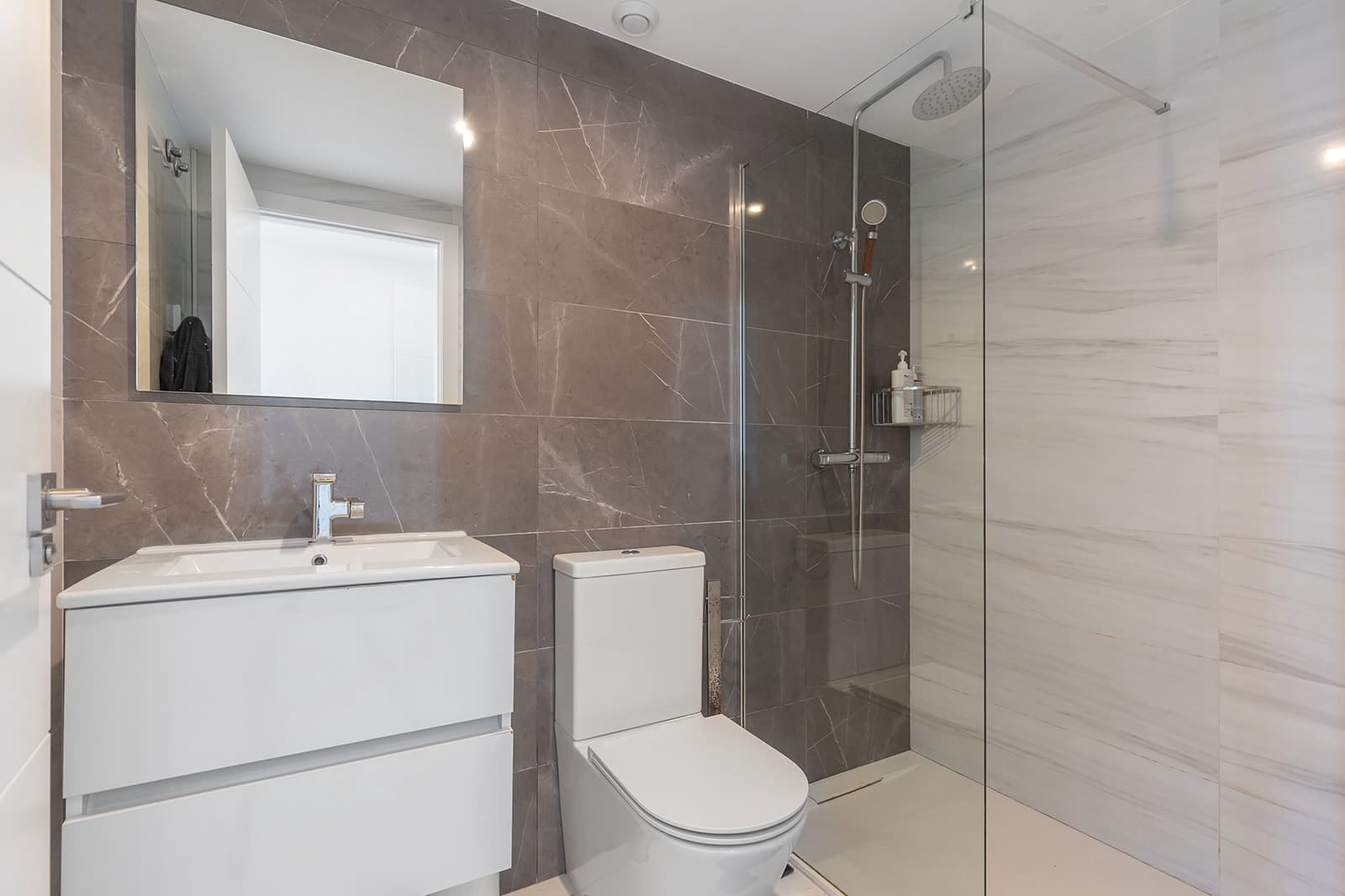 2 soveværelse Lejlighed til salg i Torrevieja - € 765.000 (Ref: 9499418)