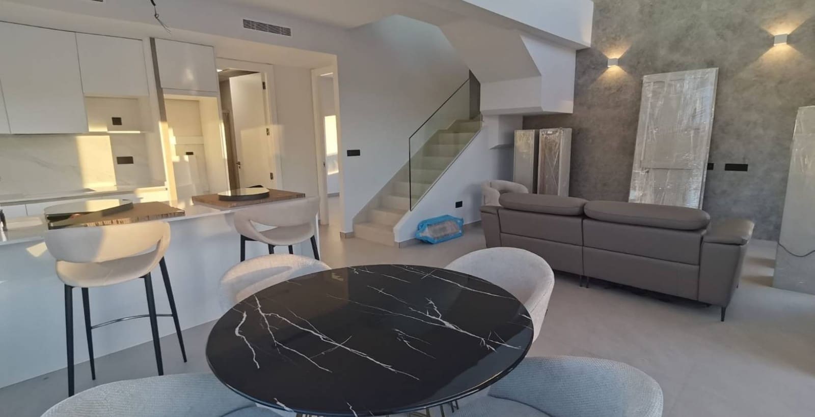 5 bedroom Villa for sale in Los Montesinos - € 780,000 (Ref: 9499421)