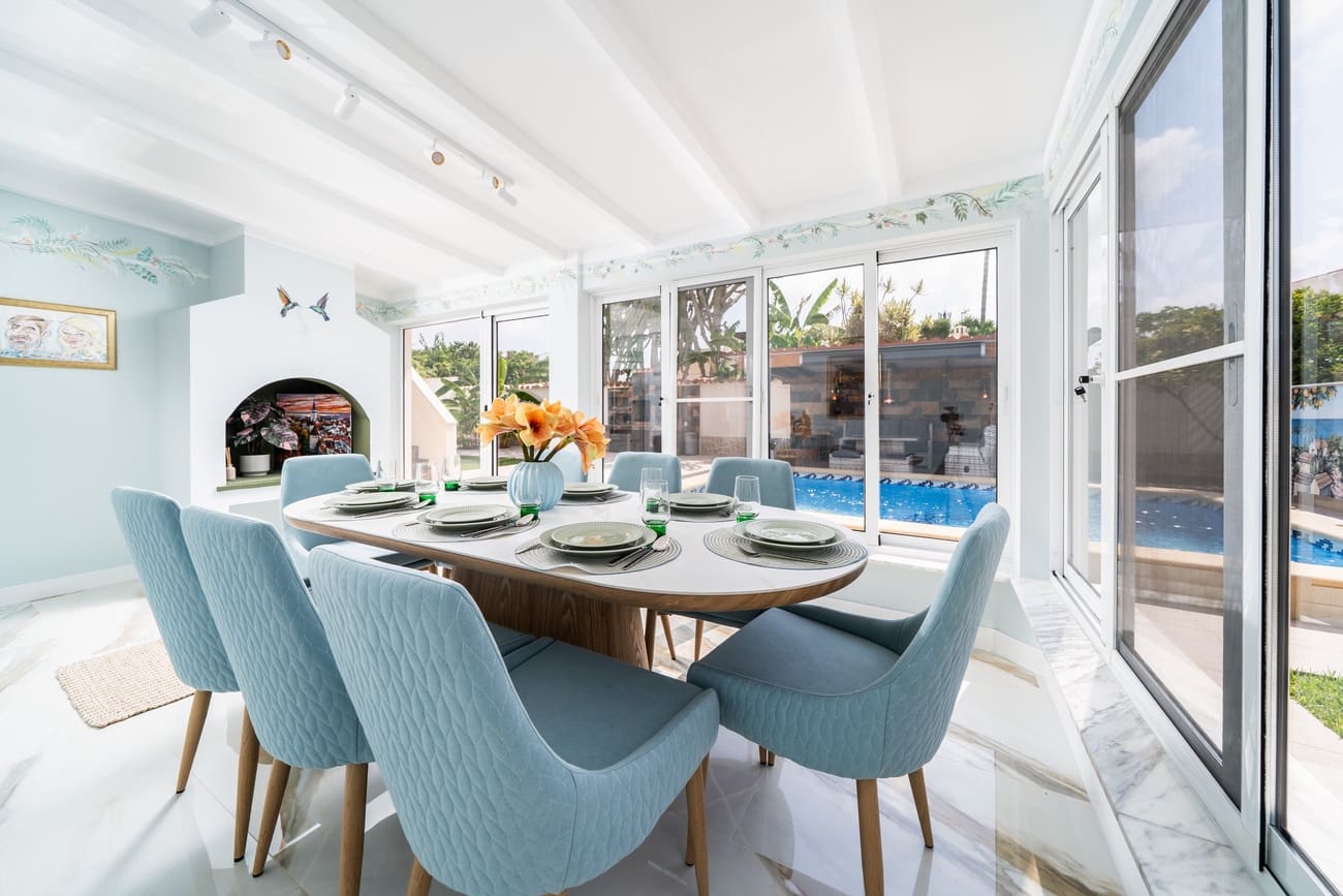 4 camera da letto Villa in vendita in Torrevieja con piscina - 1.350.000 € (Rif: 9499425)