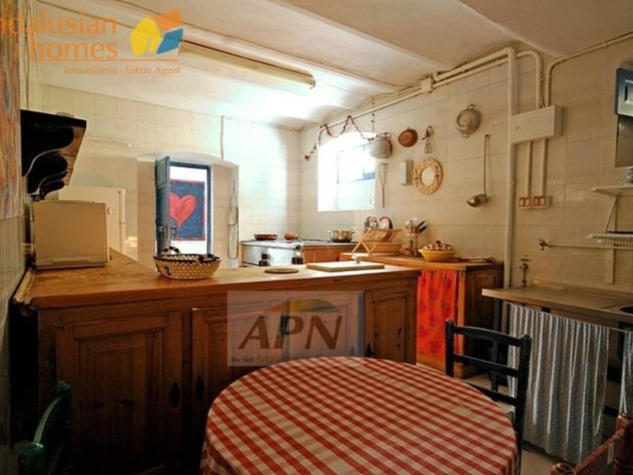 11 bedroom Villa for sale in Alora with pool - € 650,000 (Ref: 9504317)