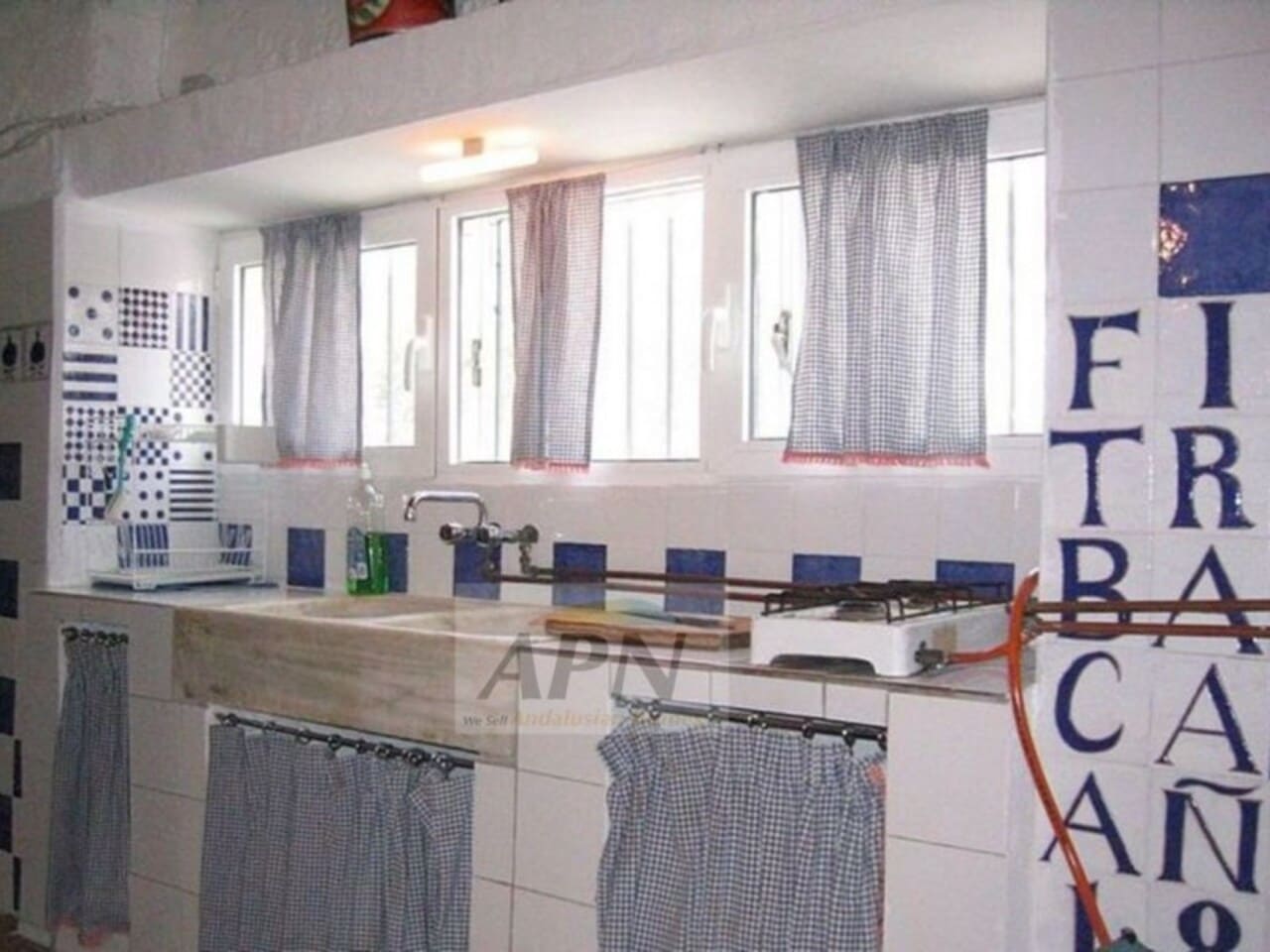 11 bedroom Villa for sale in Alora with pool - € 650,000 (Ref: 9504317)