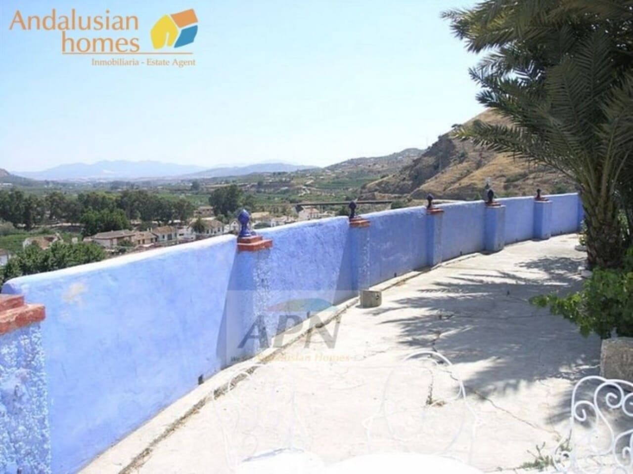 11 bedroom Villa for sale in Alora with pool - € 650,000 (Ref: 9504317)