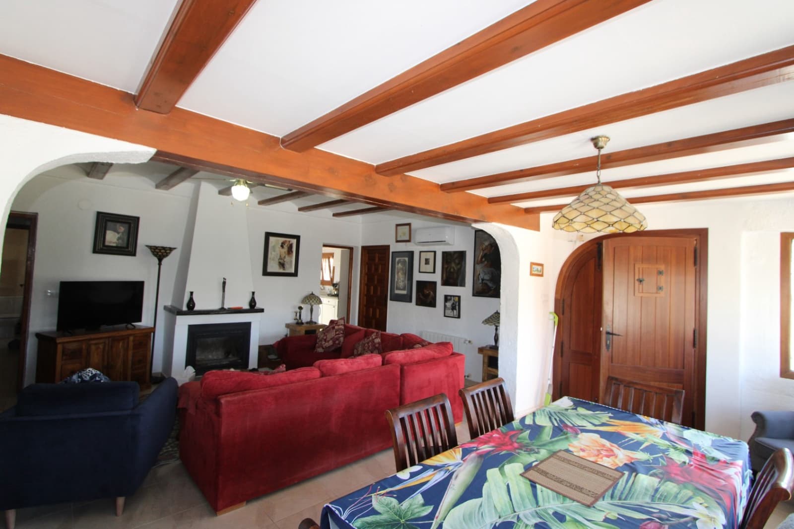 4 quarto Moradia para venda em Orba com piscina garagem - 535 000 € (Ref: 9509395)