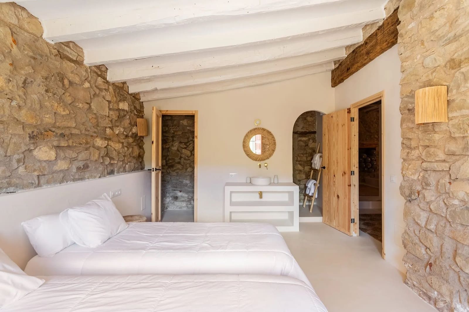 6 bedroom Finca/Country House for sale in Benissa - € 725,000 (Ref: 9513444)