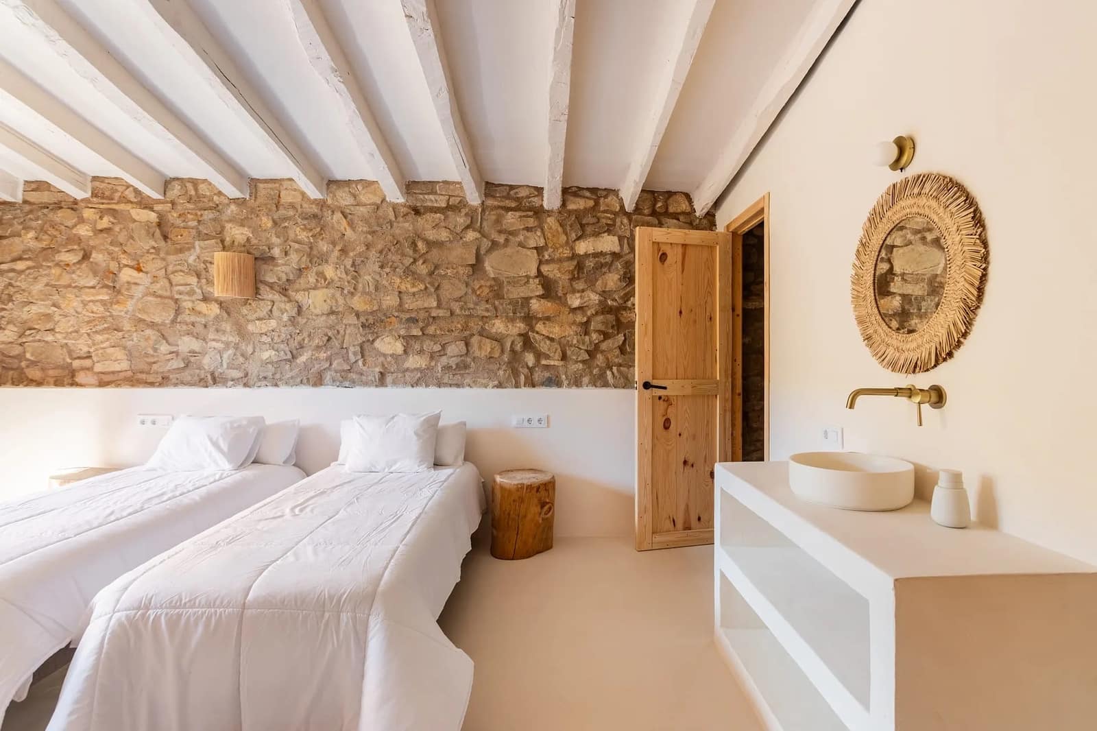 6 bedroom Finca/Country House for sale in Benissa - € 725,000 (Ref: 9513444)