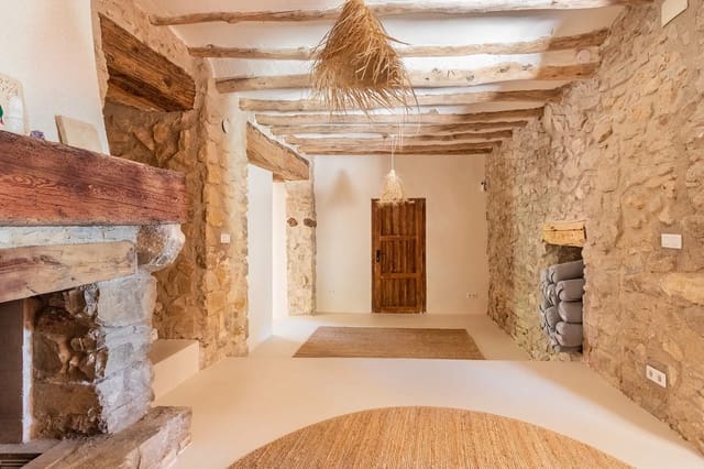 6 bedroom Finca/Country House for sale in Benissa - € 725,000 (Ref: 9513444)