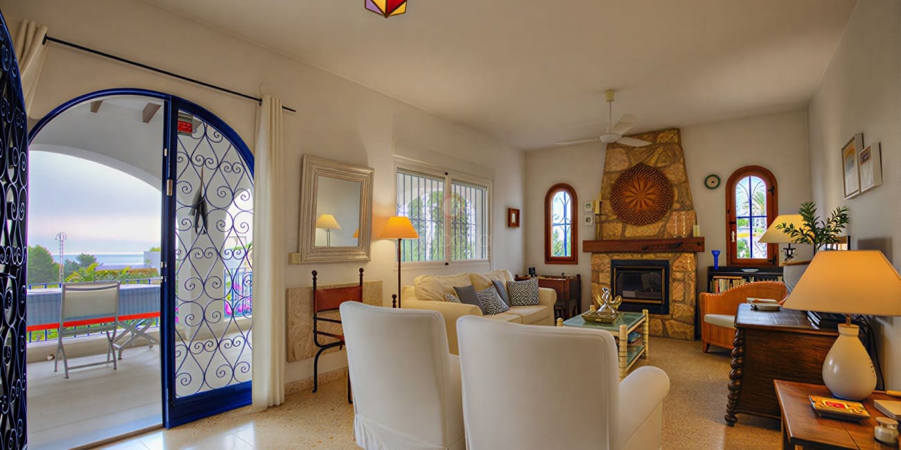 4 soveværelse Villa til salg i Moraira med swimmingpool - € 599.000 (Ref: 9516533)