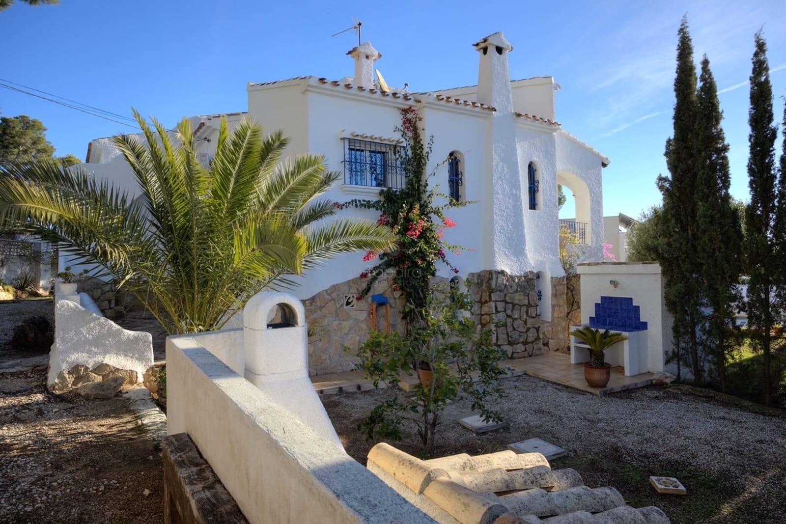 4 soveværelse Villa til salg i Moraira med swimmingpool - € 599.000 (Ref: 9516533)