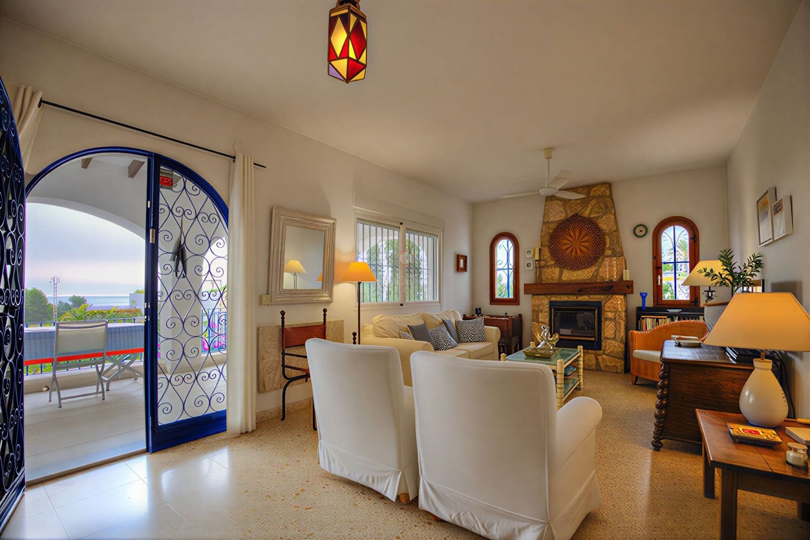 4 soveværelse Villa til salg i Moraira med swimmingpool - € 599.000 (Ref: 9516533)