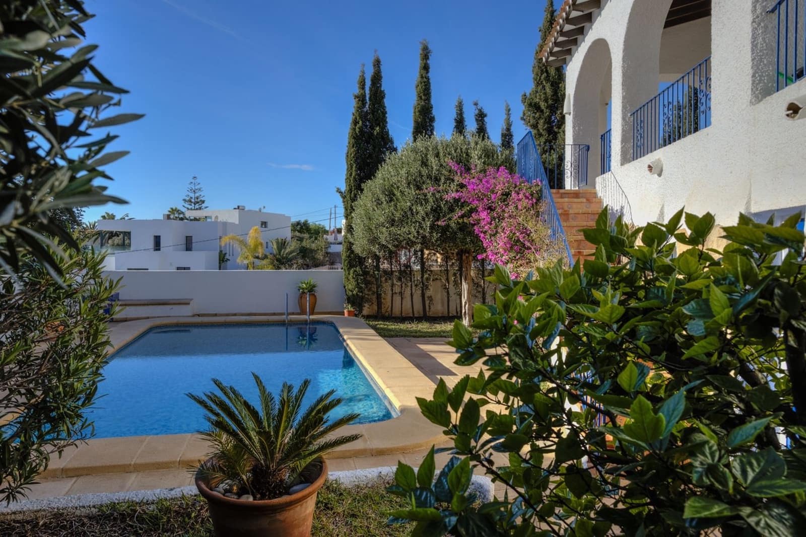 4 soveværelse Villa til salg i Moraira med swimmingpool - € 599.000 (Ref: 9516533)