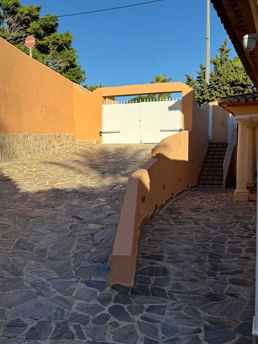 4 quarto Moradia para venda em Moraira com garagem - 1 640 000 € (Ref: 9533208)