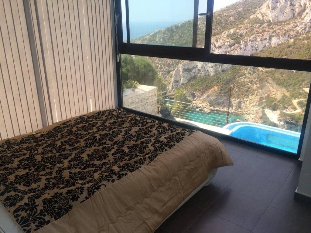 Villa for sale in Javea / Xabia - € 2,750,000 (Ref: 9536797)