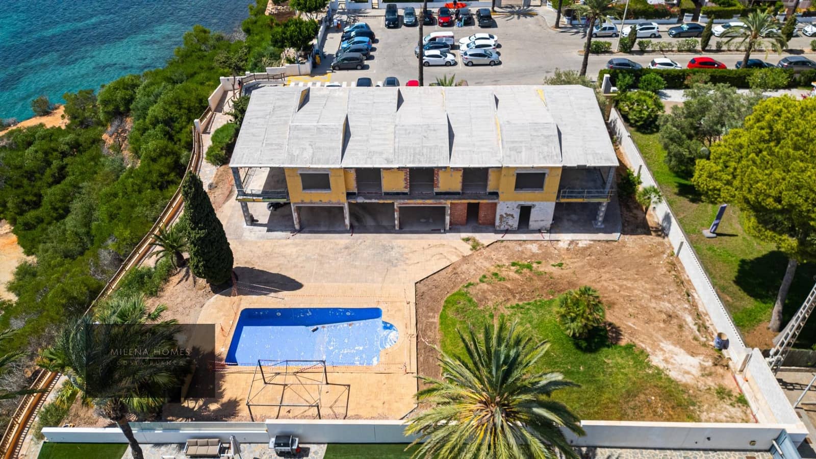 Chalet de 8 habitaciones en Cabo Roig en venta - 2.400.000 € (Ref: 9542351)