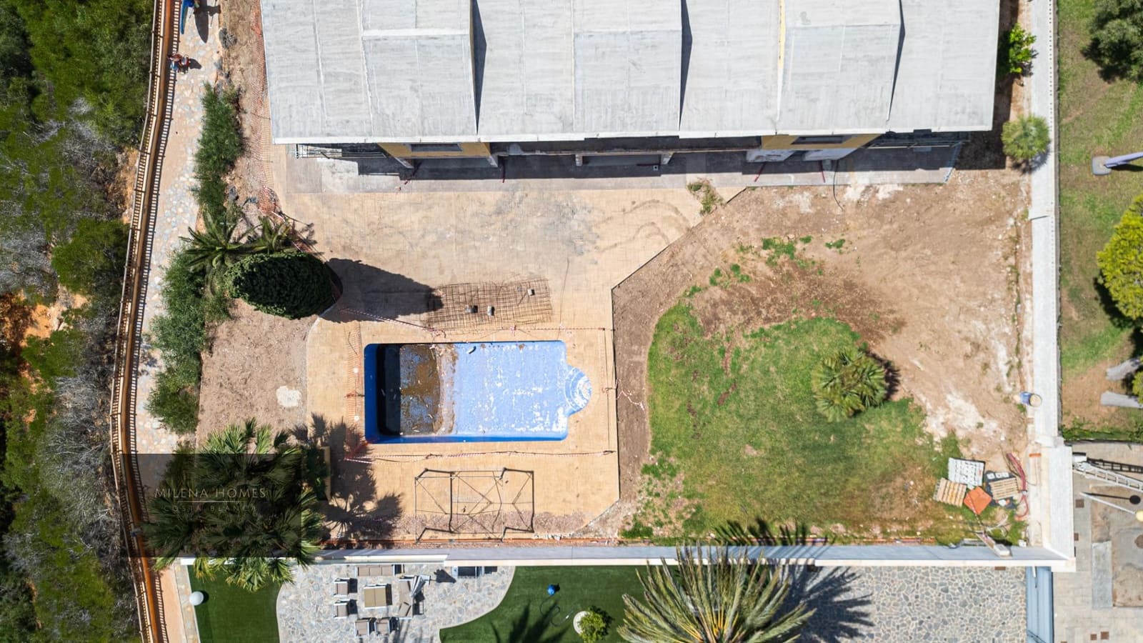 Chalet de 8 habitaciones en Cabo Roig en venta - 2.400.000 € (Ref: 9542351)