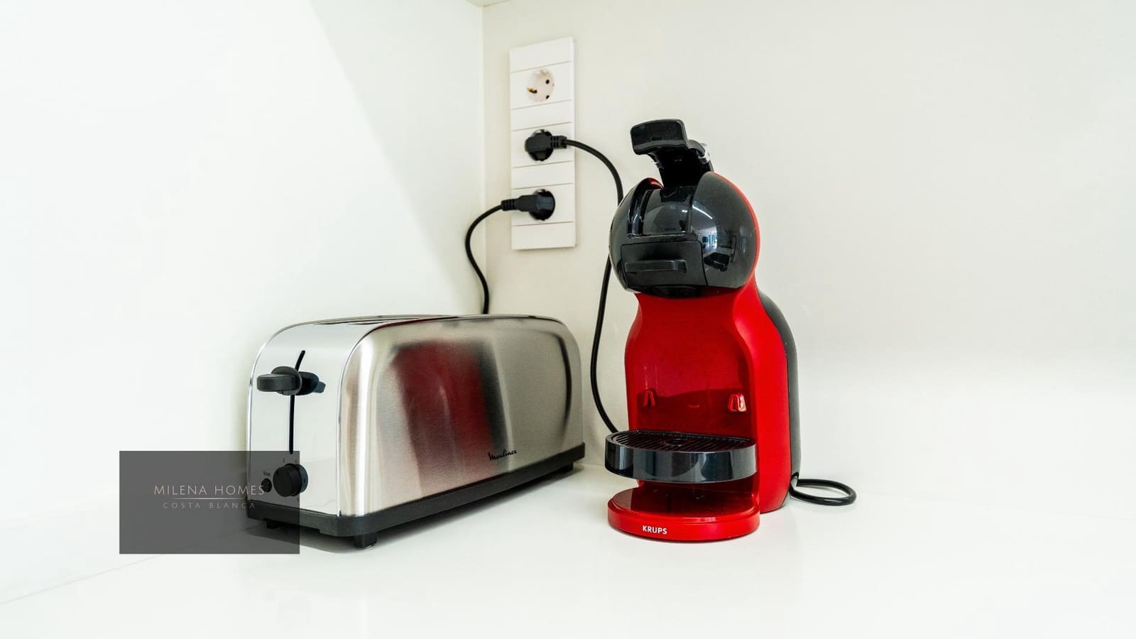 2 soverom Leilighet til salgs i Torrevieja med svømmebasseng garasje - € 529 000 (Ref: 9542352)