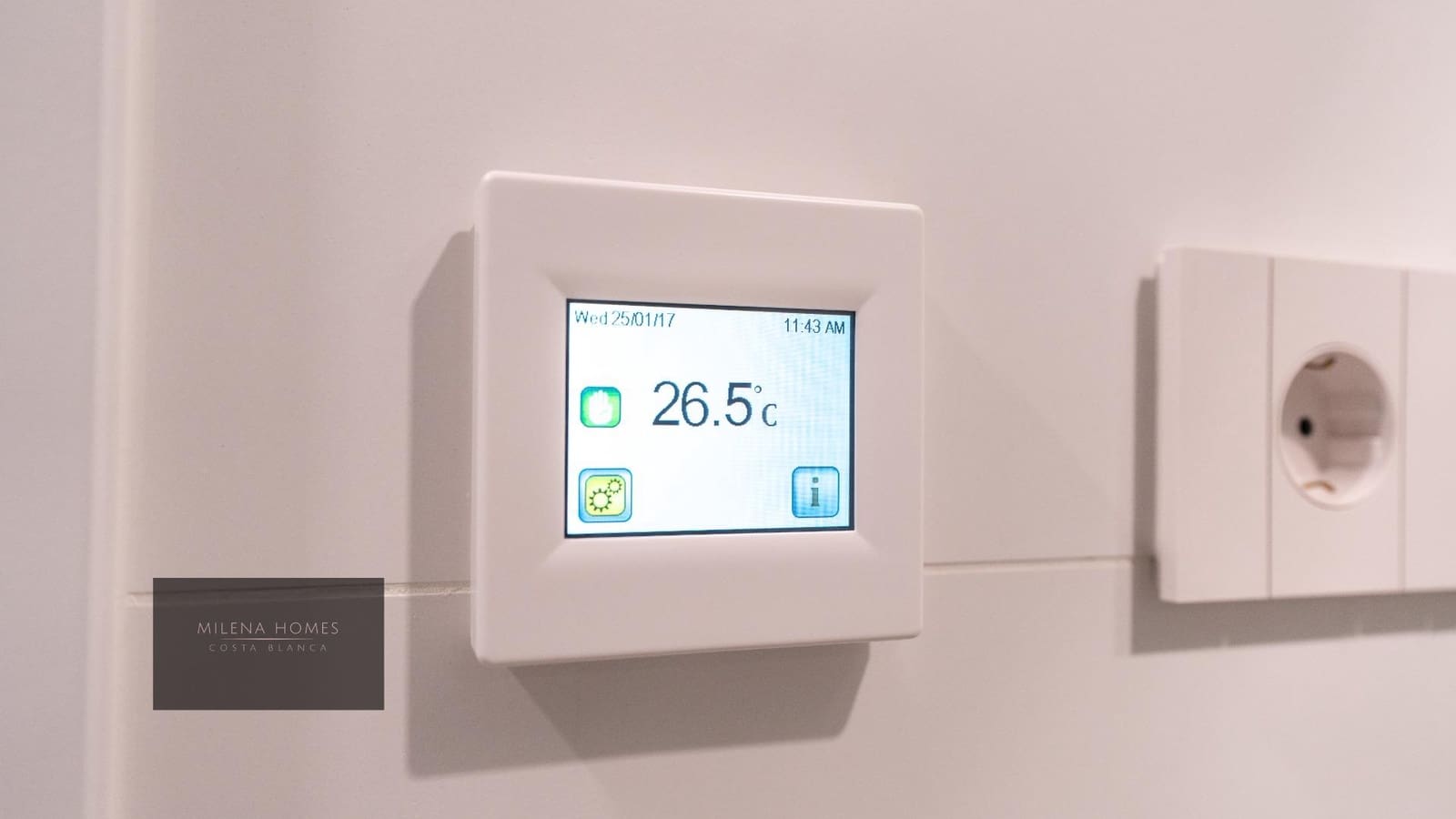 2 soverom Leilighet til salgs i Torrevieja med svømmebasseng garasje - € 529 000 (Ref: 9542352)