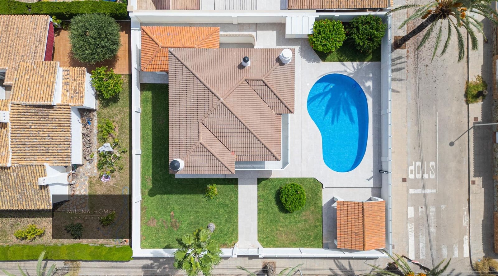 3 soverom Villa til salgs i Cabo Roig med svømmebasseng - € 1 400 000 (Ref: 9542353)