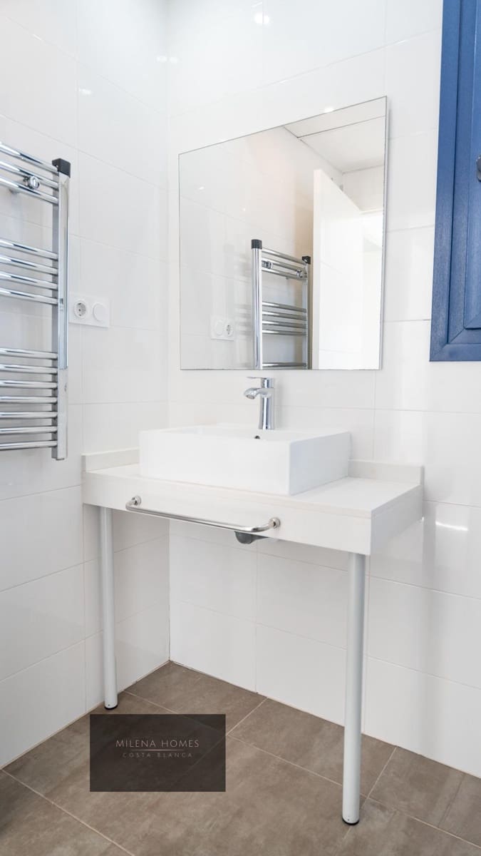 3 soveværelse Penthouse til salg i Torrevieja med swimmingpool garage - € 810.000 (Ref: 9542354)