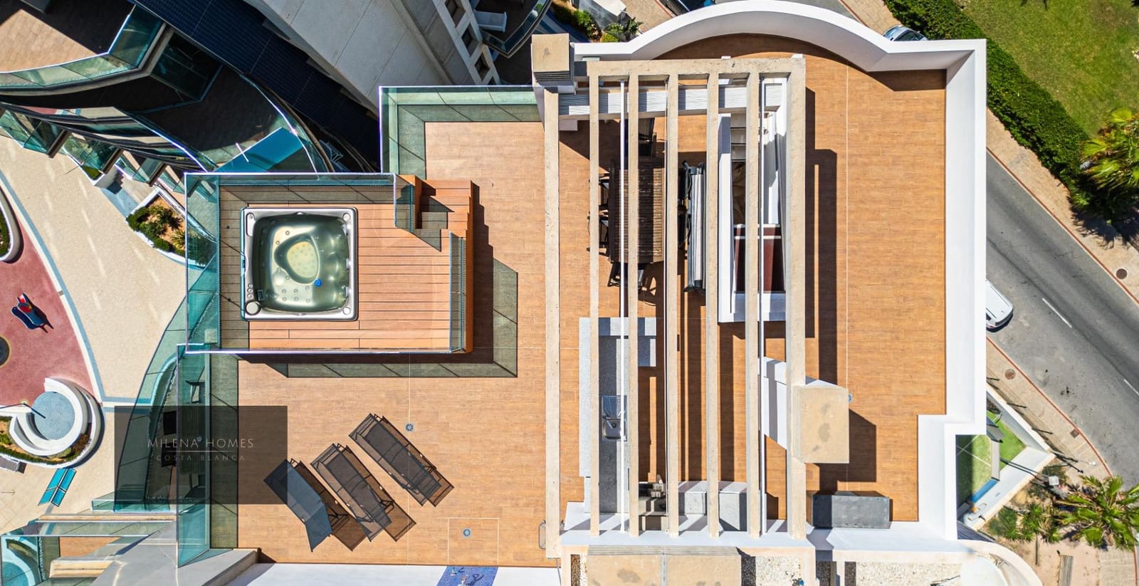 3 slaapkamer Penthouse te koop in Torrevieja met zwembad garage - € 810.000 (Ref: 9542354)