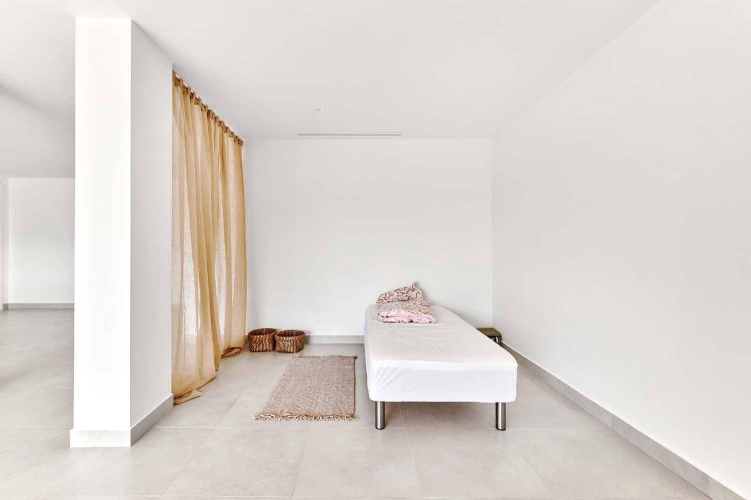 3 chambre Villa/Maison à vendre à Orihuela avec piscine - 1 495 000 € (Ref: 9542356)