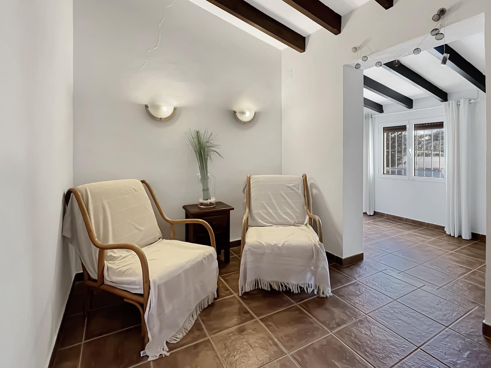 5 bedroom Villa for sale in Moraira - € 770,000 (Ref: 9542541)