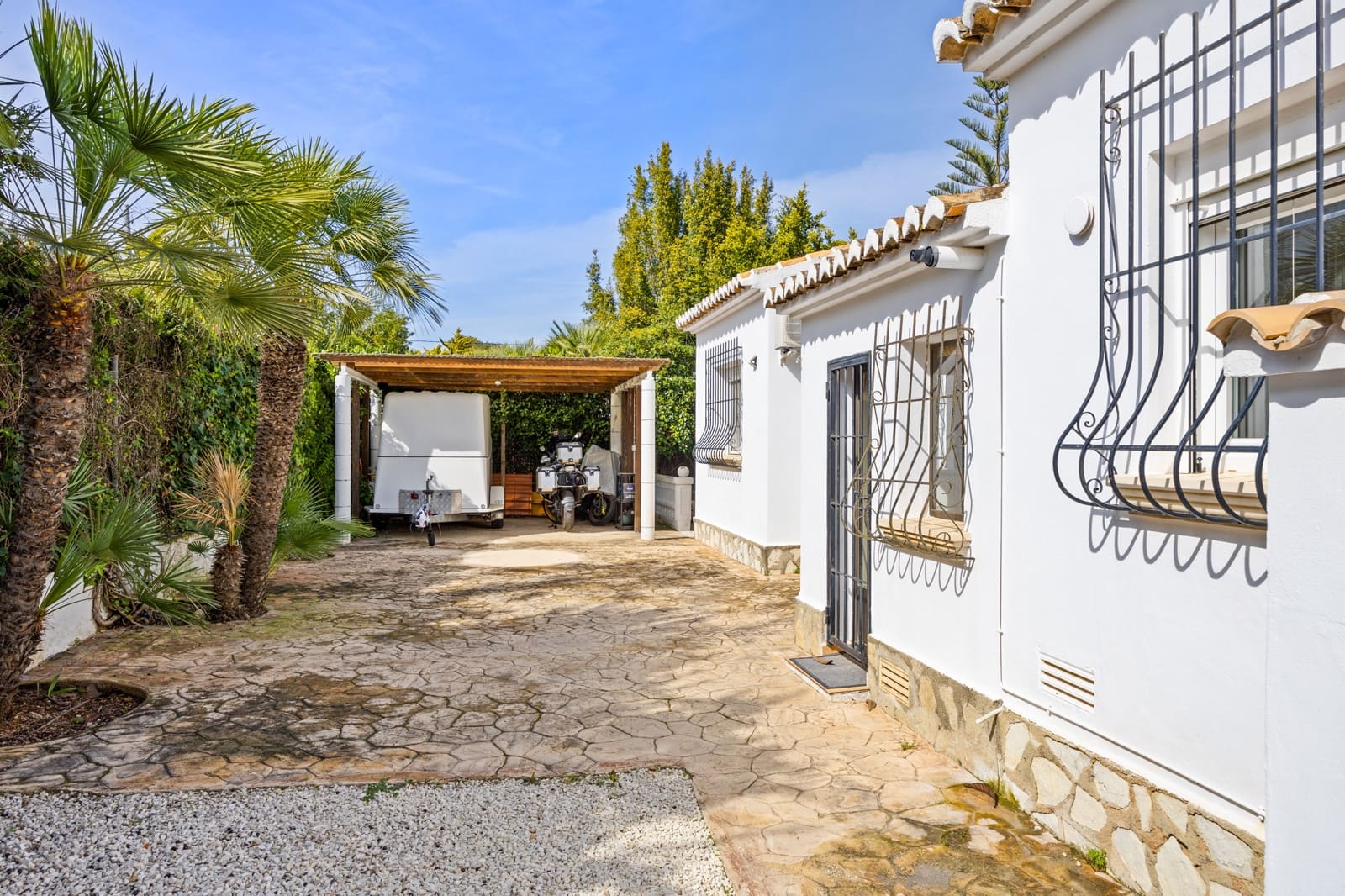 4 bedroom Villa for sale in Javea / Xabia - € 895,000 (Ref: 9542888)