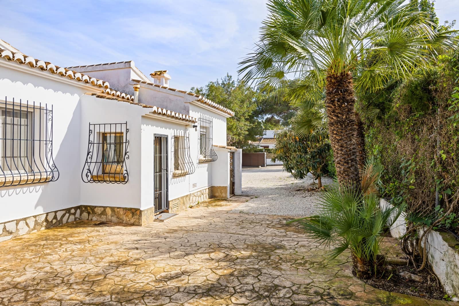 4 bedroom Villa for sale in Javea / Xabia - € 895,000 (Ref: 9542888)