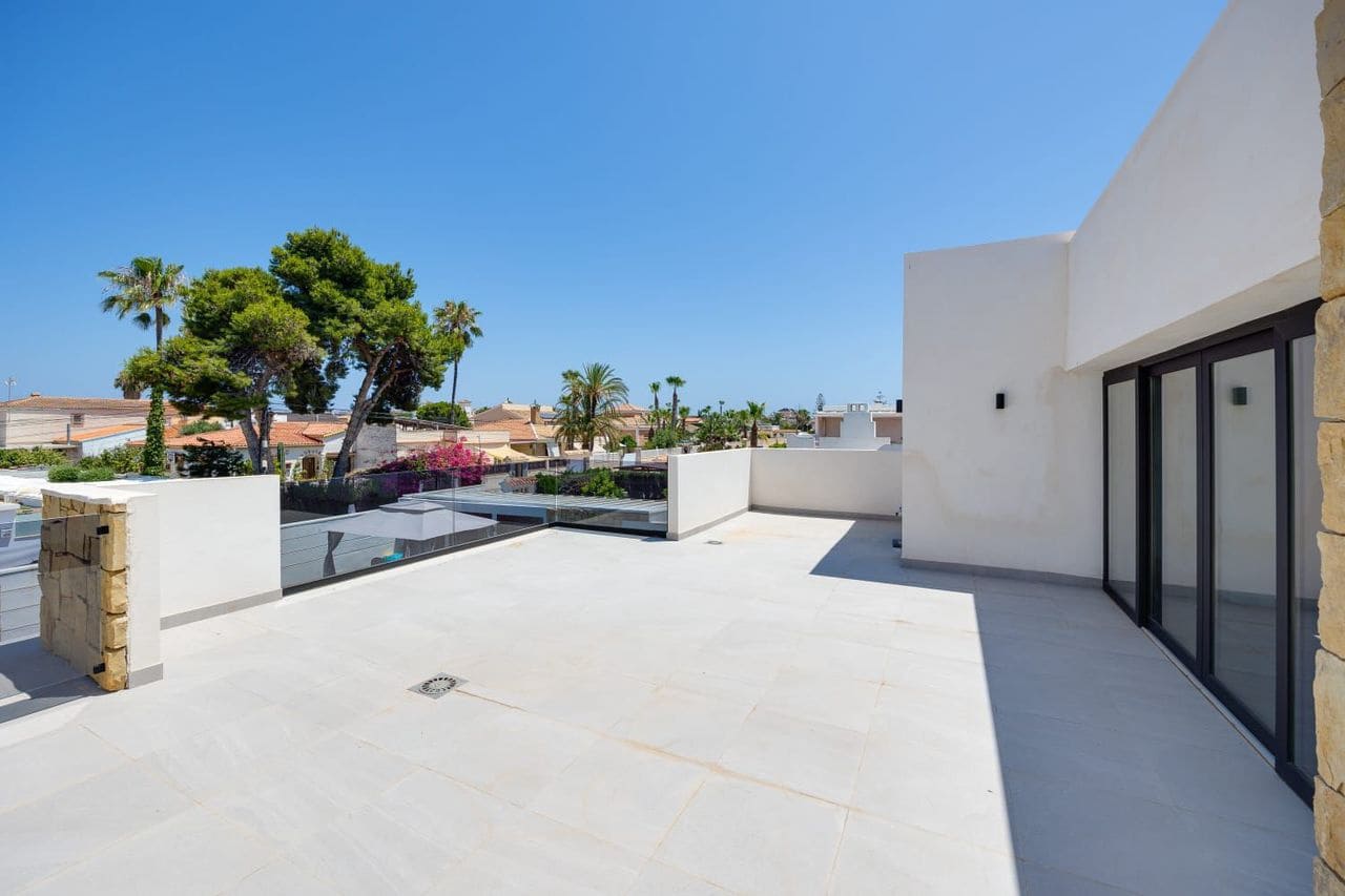 5 sovrum Villa till salu i Torrevieja - 1 250 000 € (Ref: 9550837)