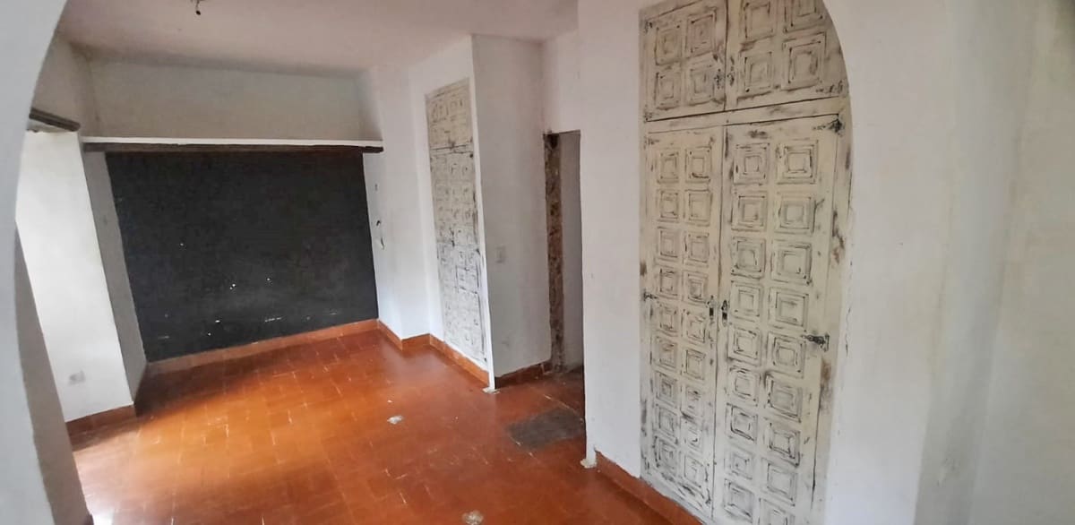 Chalet de 12 habitaciones en Dénia en venta con garaje - 817.000 € (Ref: 9556198)