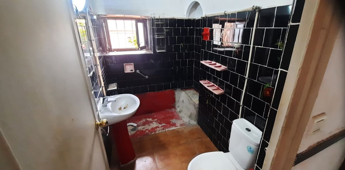 Chalet de 12 habitaciones en Dénia en venta con garaje - 817.000 € (Ref: 9556198)