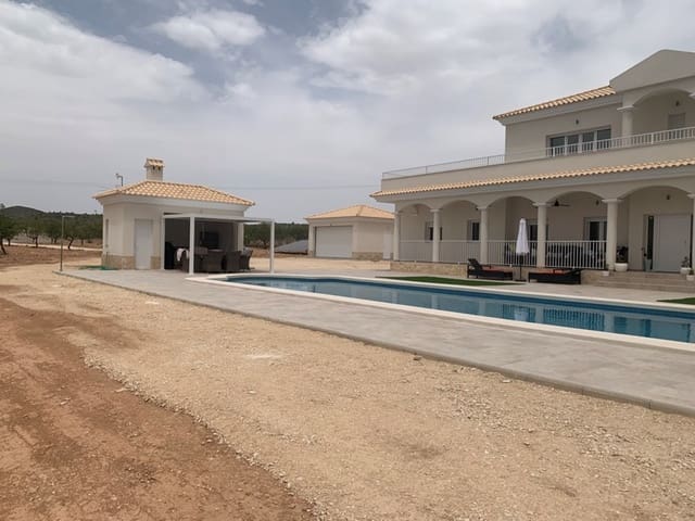 6 quarto Moradia para venda em Pinoso com piscina - 611 000 € (Ref: 9560729)