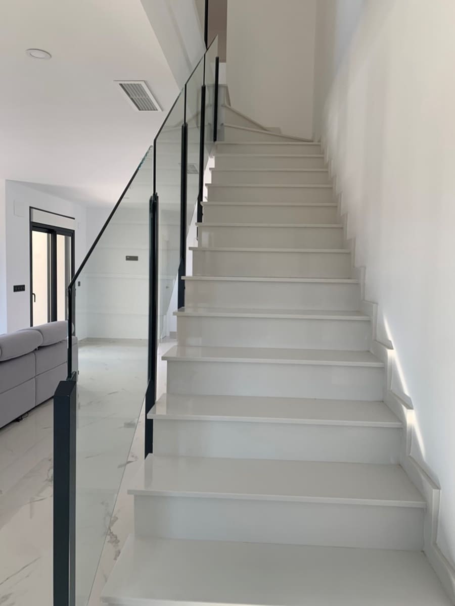 4 quarto Moradia para venda em Pinoso com piscina - 518 000 € (Ref: 9560732)