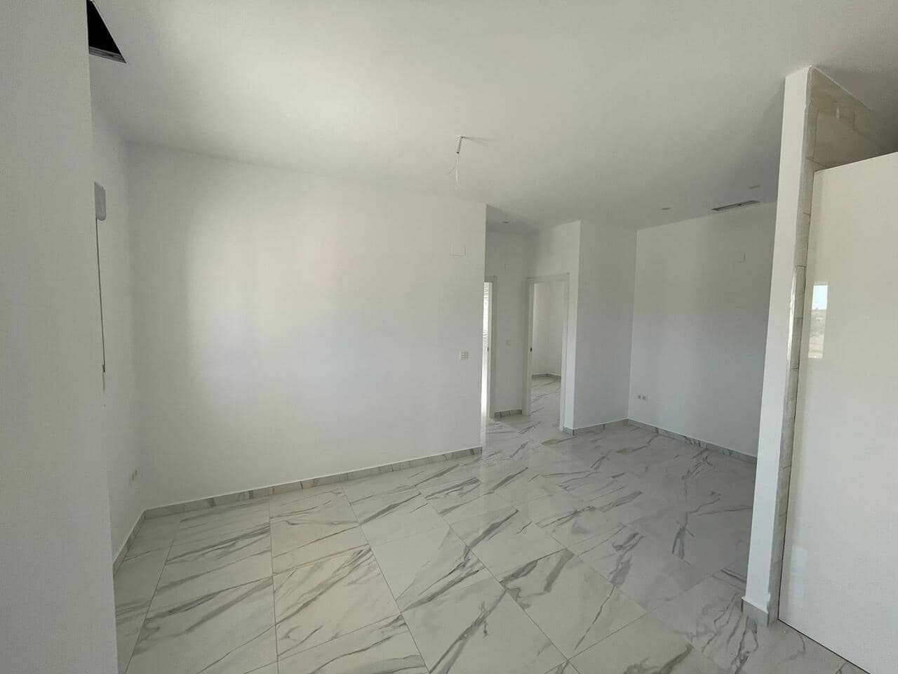 6 Zimmer Villa zu verkaufen in Pinoso mit Pool - 611.000 € (Ref: 9562164)