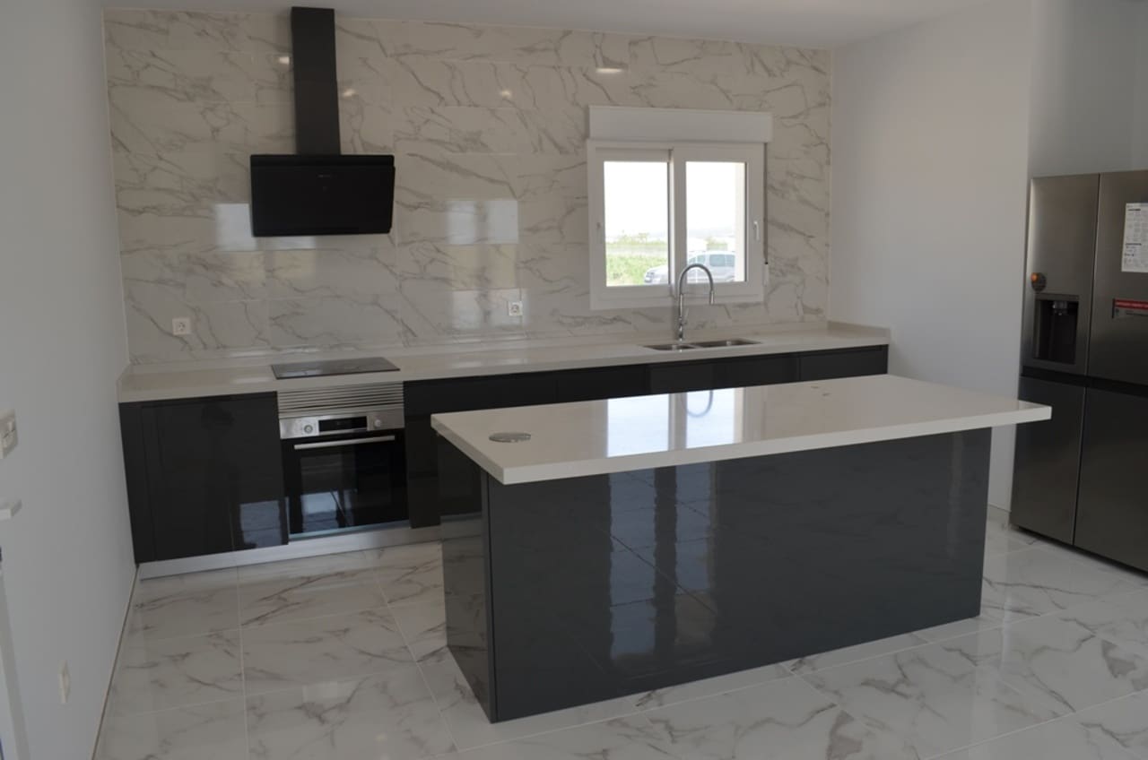 5 soveværelse Villa til salg i Pinoso med swimmingpool - € 505.000 (Ref: 9562166)